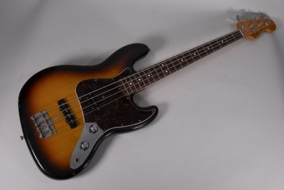 Basso Fender Jazz Vintage 62 Sunb Usato