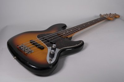 Basso Fender Jazz Vintage 62 Sunb Usato