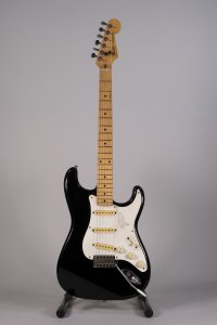 FENDER STRATO JAP '87 USATA