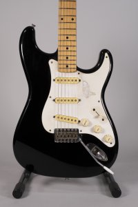 FENDER STRATO JAP '87 USATA