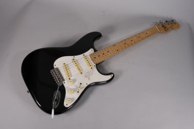 FENDER STRATO JAP '87 USATA