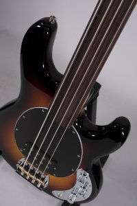 Music Man Pino Palladino StingRay Fretless 79 Burst