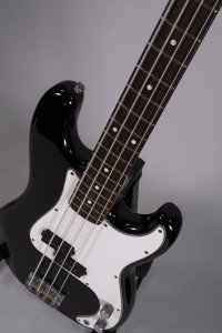 SQUIER PRECISION MED SCALE BK USATO