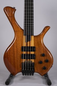 LAURUS QUASAR 5C 1989 USATO