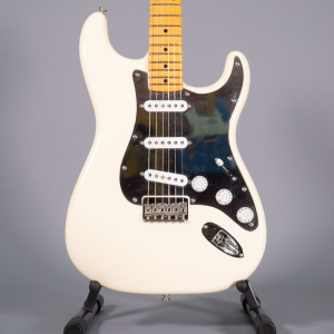 Fender Nile Rodgers Hitmaker Stratocaster Maple Olympic White