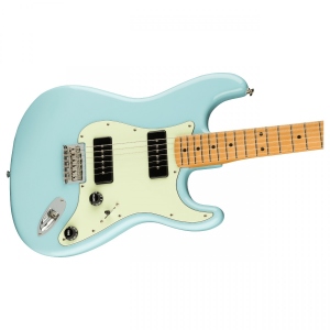 Fender Noventa Stratocaster Mn Daphne Blue