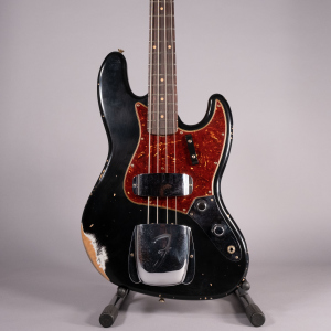 Fender Custom Shop 1962 Jazz Bass Relic Aged Black