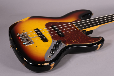 Fender Ltd 62 Jazz Bass Relic Ebony Fretless 3 Tone Sunburst