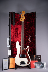 Fender 63 Precision Bass Journeyman Relic Aged Olympic White