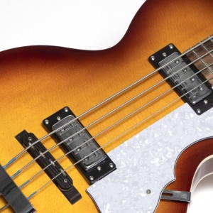 Hofner Ignition Club Bass Sunburst