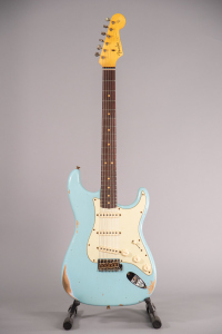Fender Custom Shop Built 1963 Stratocaster Heavy Relic Faded Aged Daphne Blue