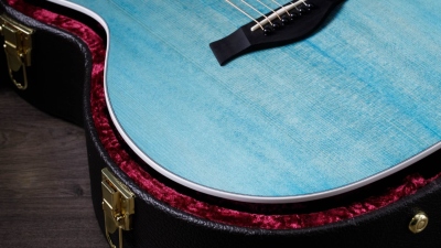 Taylor 214Ce-Dlx Ltd Trans Blue