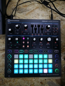 NOVATION CIRCUIT MONO STATION