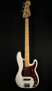 FENDER AM DELUXE MN PRECISION AWT USATO