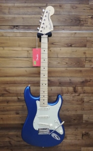 FENDER AMERICAN PERFORMER STRATOCASTER SATIN LAKE PLACID BLUE