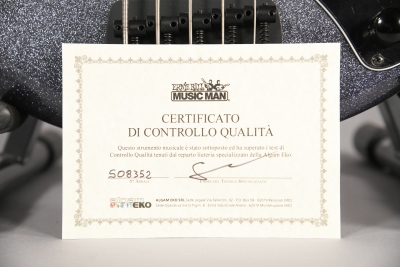 Musicman Darkray Starry Night 5 Corde Basso Elettrico