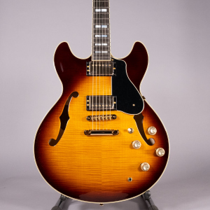 Yamaha Sa2200 Brown Sunburst con Custodia