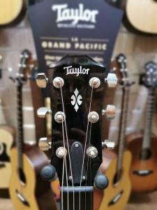 Taylor 714Ce Lutz Spruce Top Chitarra Acustica