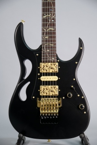 Ibanez Steve Vai PIA3761XB Onyx Black con Case