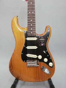 Fender American Professional Ii Stratocaster Rosewood Roasted Pine