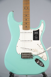 Fender Stratocaster Player Seafoam Green con Roasted Maple