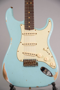 Fender Custom Shop Built 1963 Stratocaster Heavy Relic Faded Aged Daphne Blue