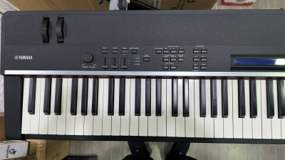 Yamaha CP4 Usato