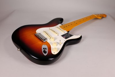 Fender American Ultra Luxe Vintage '50s Stratocaster Mp 3-Color Sunburst