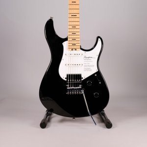 Yamaha Pacifica Professional Maple Black Metallic