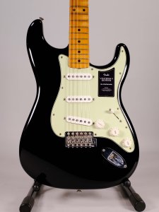Fender Stratocaster '60s Vintera II Road Worn in Edizione Limitata MN Black