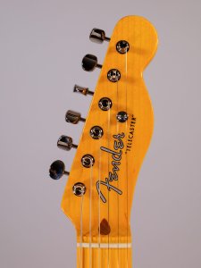Fender American Vintage II 1951 Telecaster Butterscotch Blonde