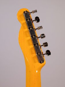 Fender American Vintage II 1951 Telecaster Butterscotch Blonde