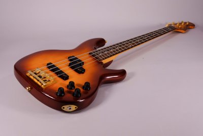 FENDER P-BASS  LITE JAPAN USATO