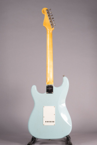 Fender Custom Shop 64 Stratocaster Journeyman Relic Faded Aged Daphne Blue