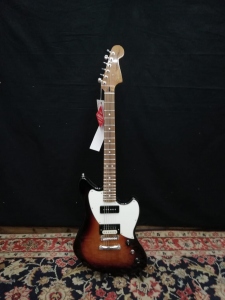 Fender Powercaster Pau Ferro 3Colour Sunburst Ex Demo