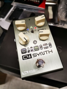 Source Audio C4 Synth Usato