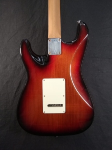 Suhr Classic S Antique Roastd 3 Tone Sunburst