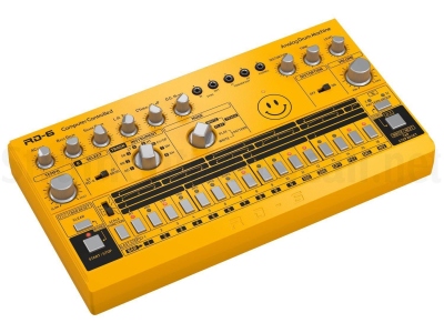 Behringer Rd6 AM Analog Drum Machine