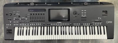 Yamaha Genos Usata