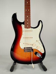 FENDER STRATOCASTER PLAYER PF USATA