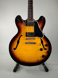 GIBSON ES 335 DOT figured top USATA