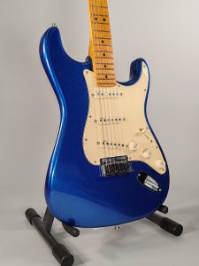 Fender Ultra Stratocaster cobra blue  Usata
