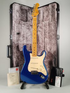 Fender Ultra Stratocaster cobra blue  Usata