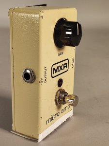 MXR M133 MICRO AMP USATO