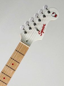 Squier Hello Kitty White Stratocaster with Gig Bag