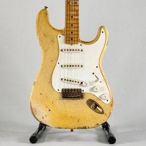 FENDER STRATO '50 RELIC USATA