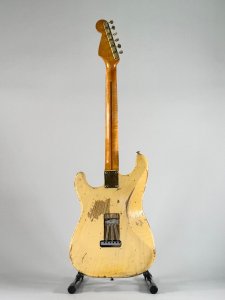 FENDER STRATO '50 RELIC USATA