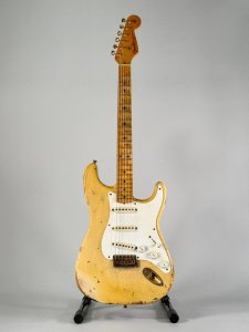 FENDER STRATO '50 RELIC USATA