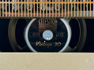 PEAVEY CLASSIC 30 CON CONO CELESTION V30 USATO