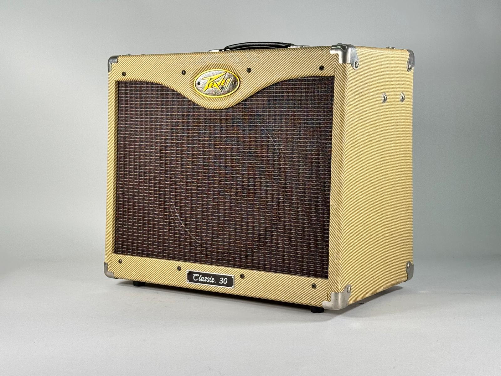 PEAVEY CLASSIC 30 CON CONO CELESTION V30 USATO